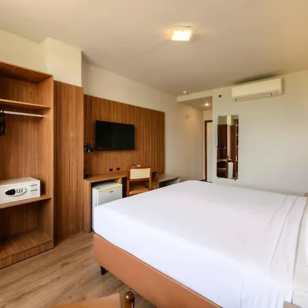Vitoria Praia Hotel-3